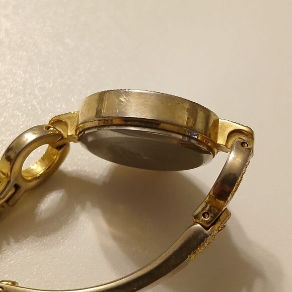 Vintage Prestige By Waltham Women’s Gold Tone Rhinestone Accent Watch W1456 main image 5